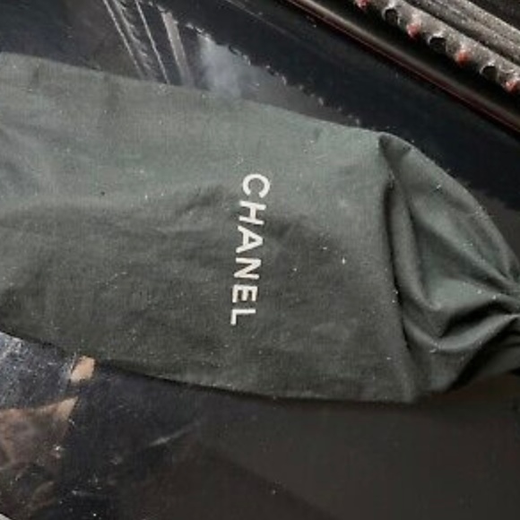 Chanel flower flip flops - Picture 1 of 3